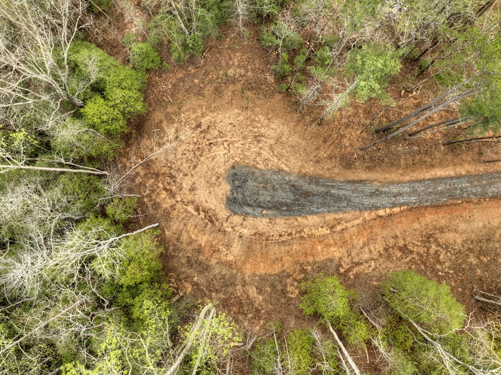 9.13 AC Hells Hollow Road