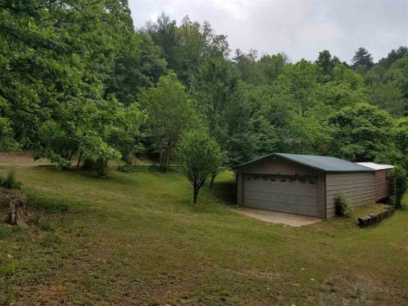 98 Ridgeview Drive