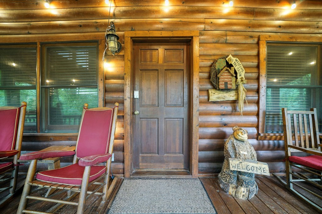 425 River Bend Court