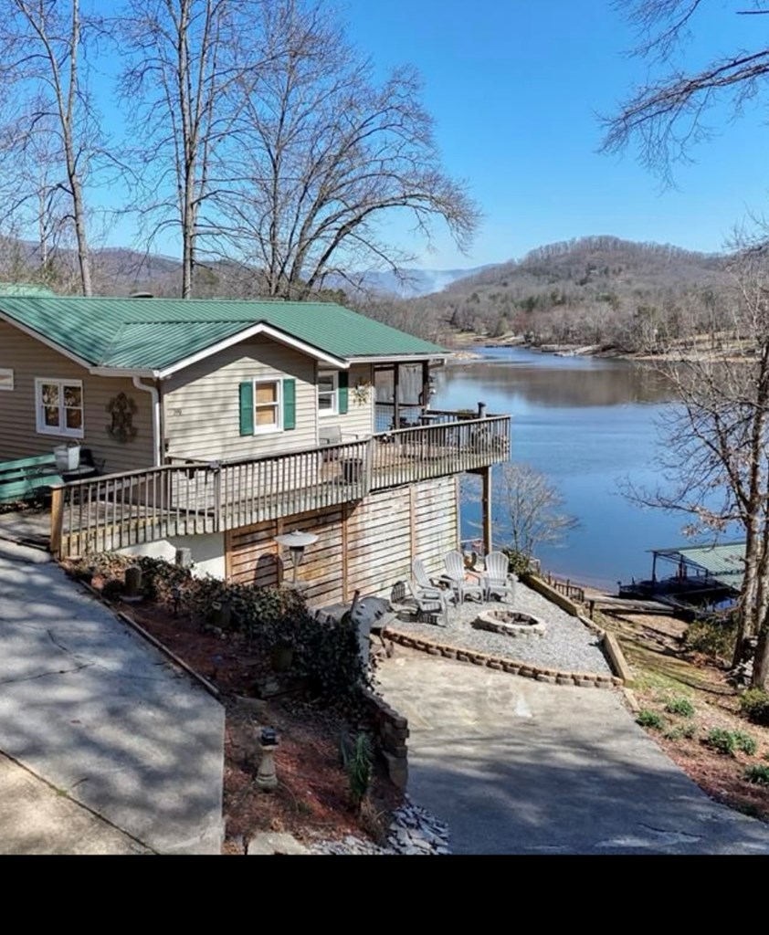 398 Hidden Cove Lane