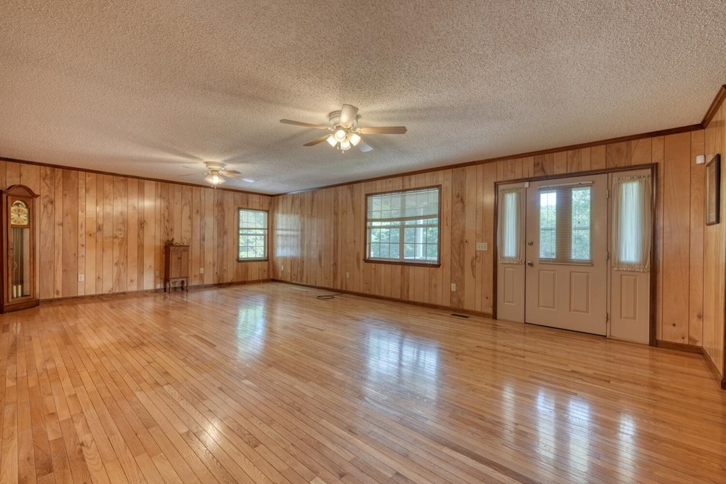 1783 Sunnyside Road