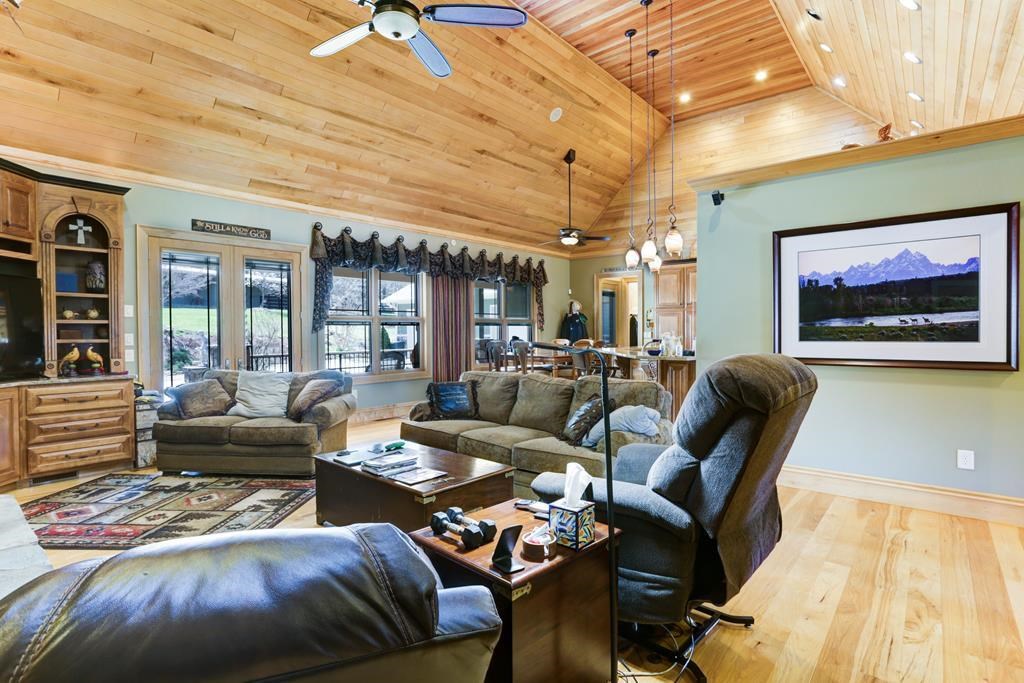 4167 Downings Creek Road
