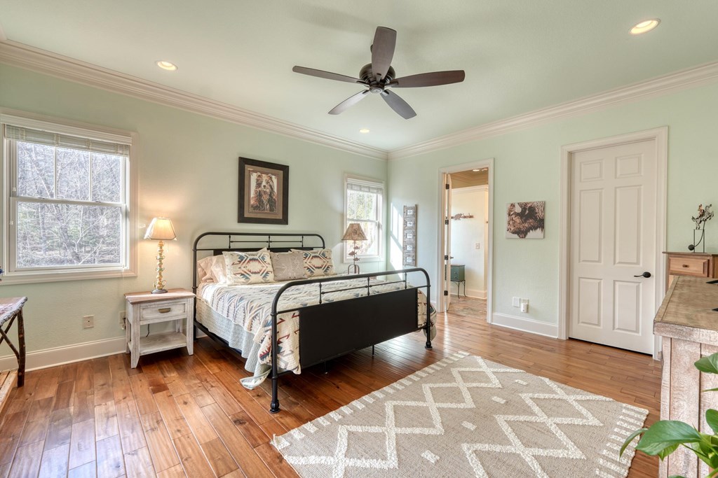 Hiawassee, Georgia, 30546, United States, 3 Bedrooms Bedrooms, ,5 BathroomsBathrooms,Residential,Active,2027313