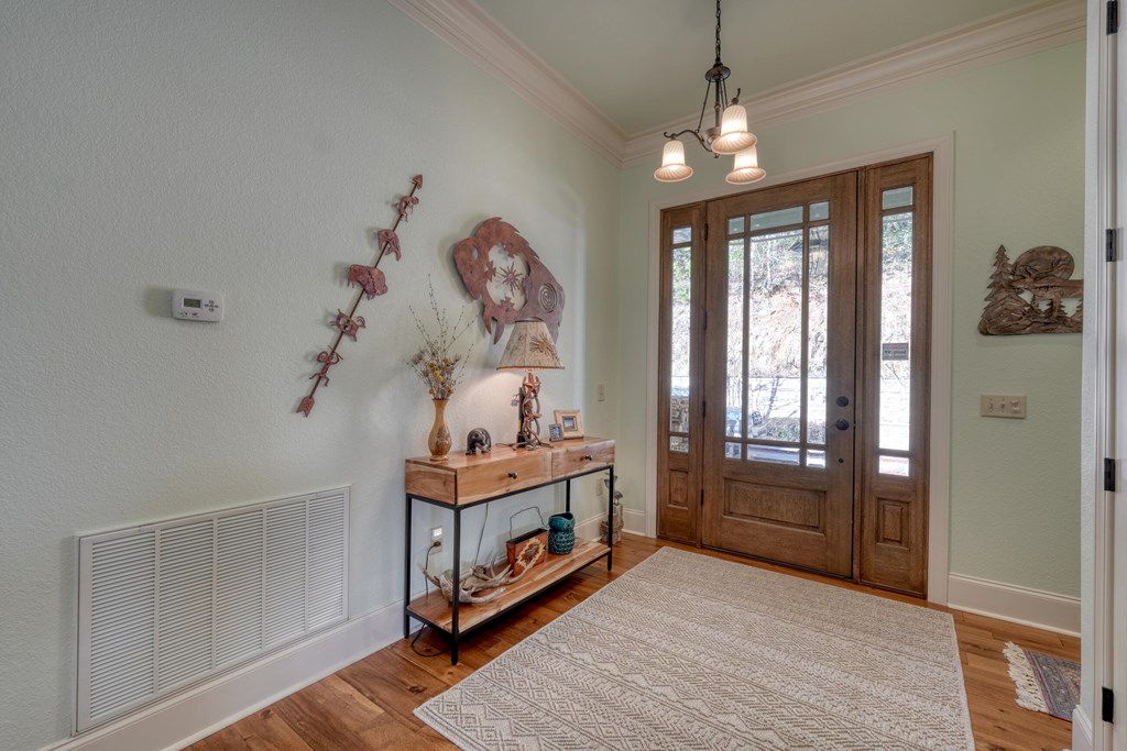 Hiawassee, Georgia, 30546, United States, 3 Bedrooms Bedrooms, ,5 BathroomsBathrooms,Residential,Active,2027313