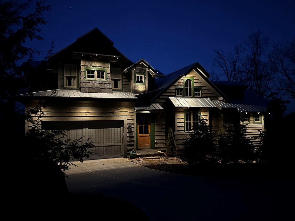 207 Utana Bluffs Trail