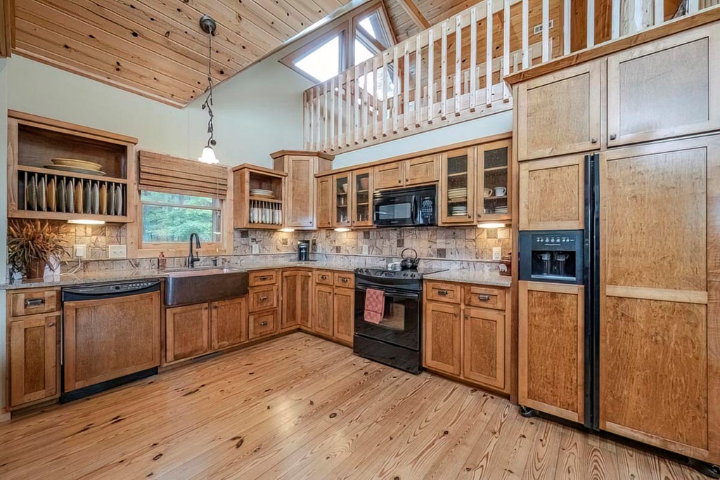 477 Bootlegger Road