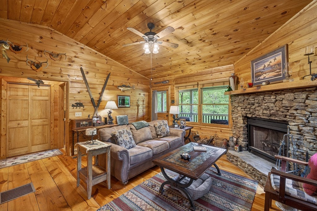 203 Mountain View Drive
