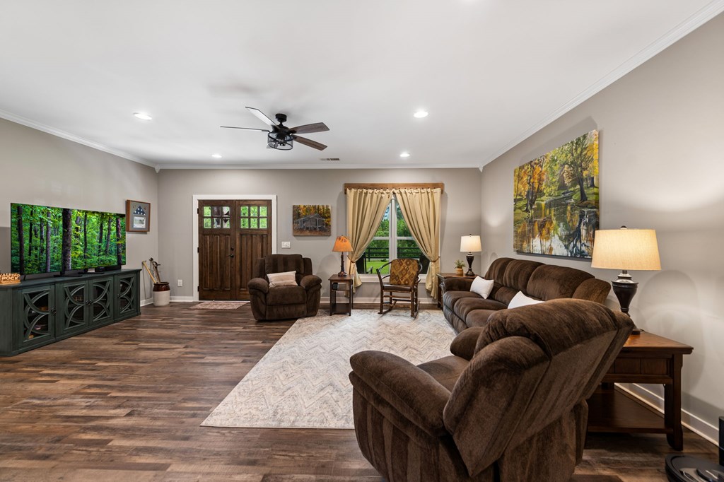 Talking Rock, Georgia, 30175, United States, 3 Bedrooms Bedrooms, ,2 BathroomsBathrooms,Residential,Active,2043420