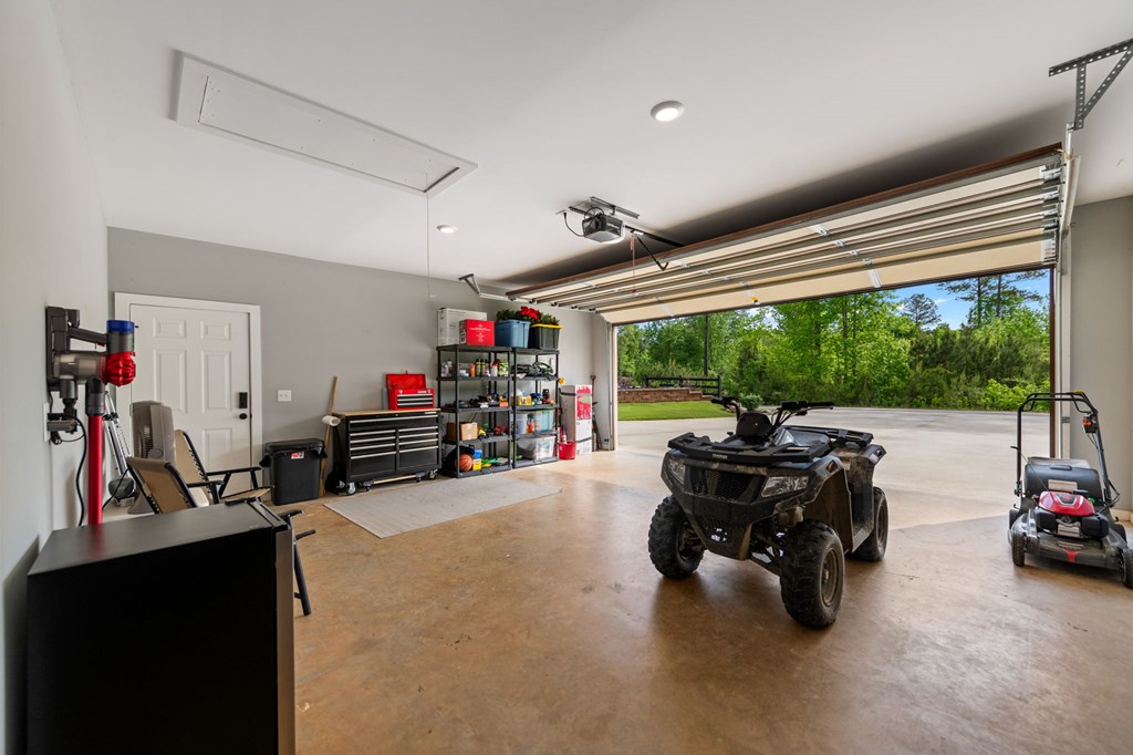 Talking Rock, Georgia, 30175, United States, 3 Bedrooms Bedrooms, ,2 BathroomsBathrooms,Residential,Active,2043420
