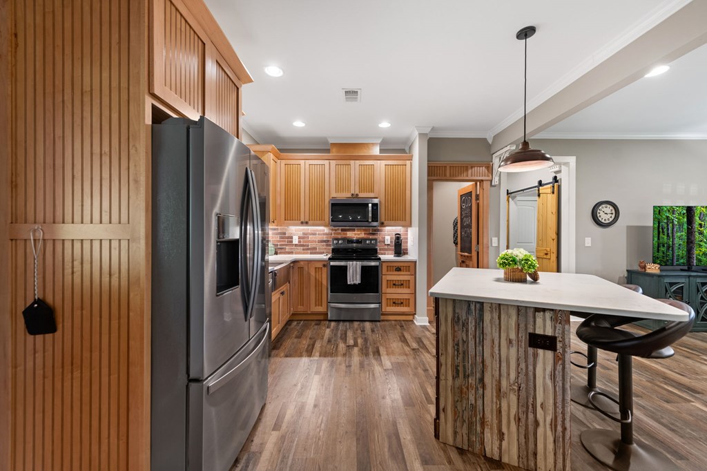 Talking Rock, Georgia, 30175, United States, 3 Bedrooms Bedrooms, ,2 BathroomsBathrooms,Residential,Active,2043420