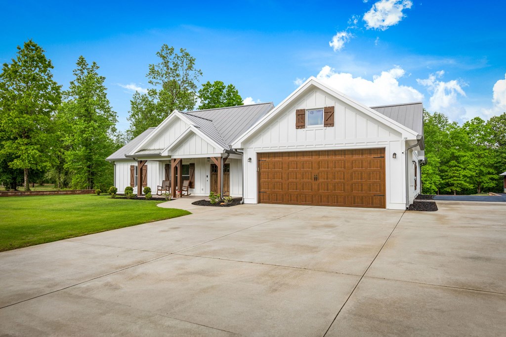 Talking Rock, Georgia, 30175, United States, 3 Bedrooms Bedrooms, ,2 BathroomsBathrooms,Residential,Active,2043420