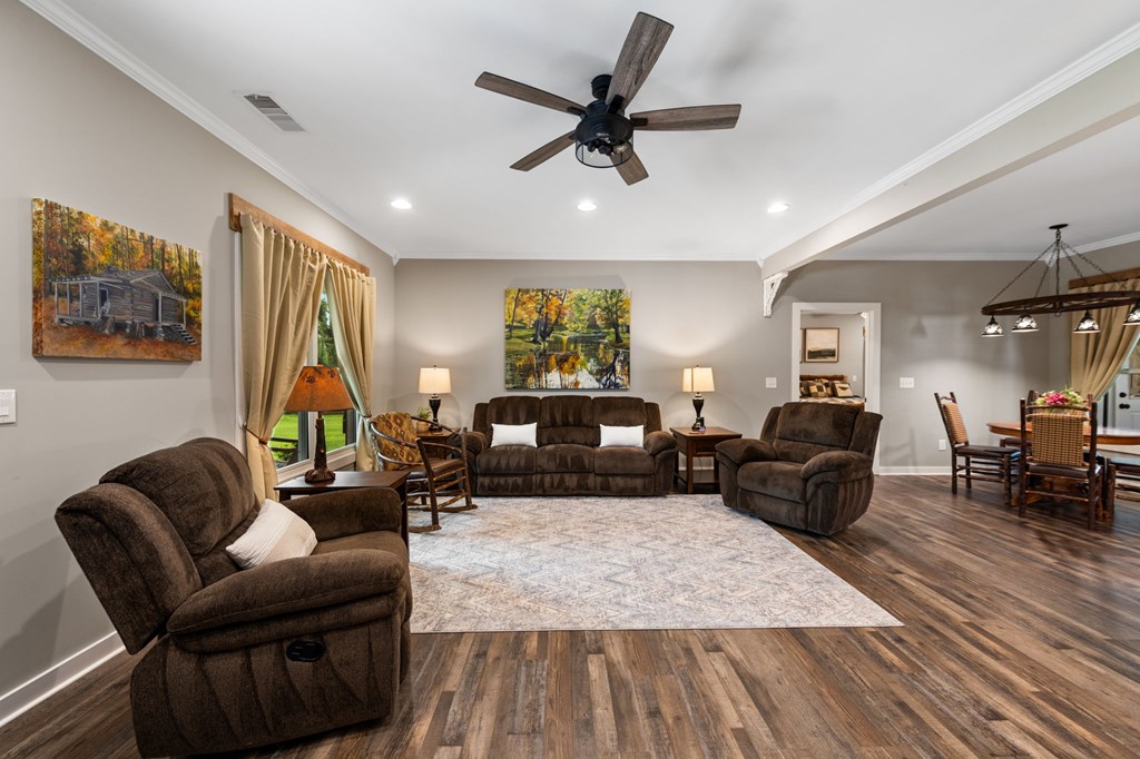 Talking Rock, Georgia, 30175, United States, 3 Bedrooms Bedrooms, ,2 BathroomsBathrooms,Residential,Active,2043420