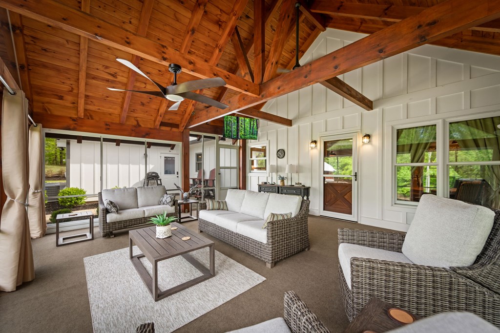 Talking Rock, Georgia, 30175, United States, 3 Bedrooms Bedrooms, ,2 BathroomsBathrooms,Residential,Active,2043420