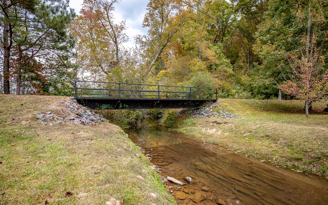 6451 Old Hwy 5s