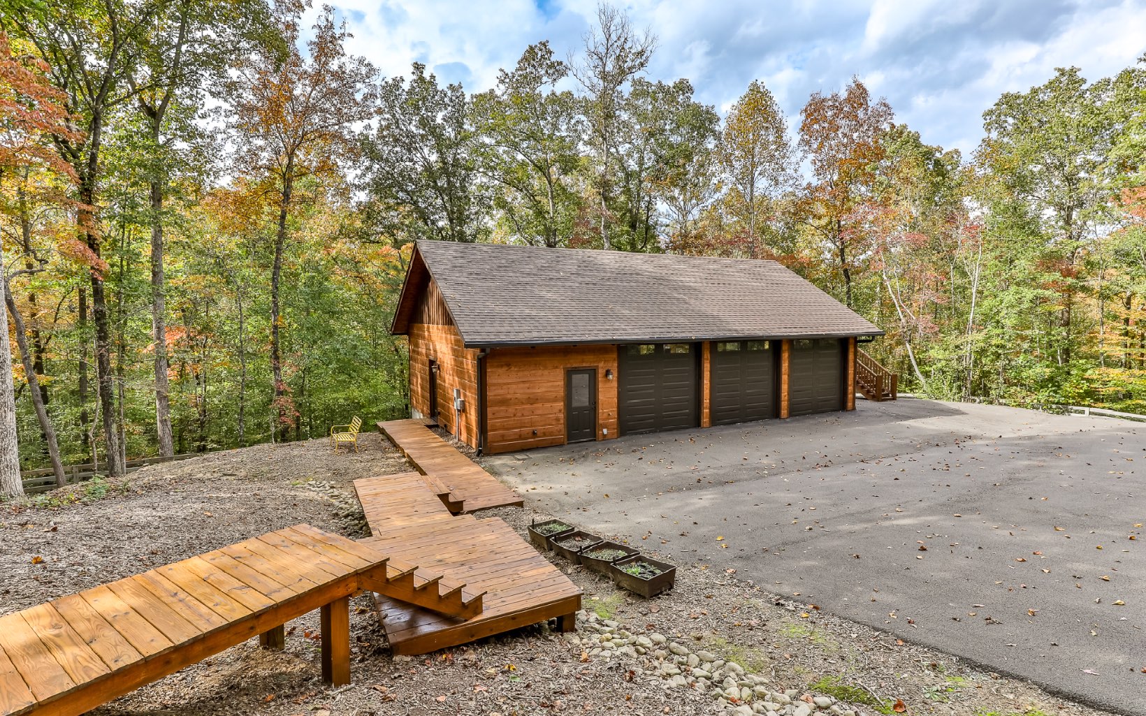 6451 Old Hwy 5s