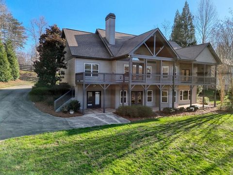 892 Cypress Pointe Lane Hayesville NC 28904