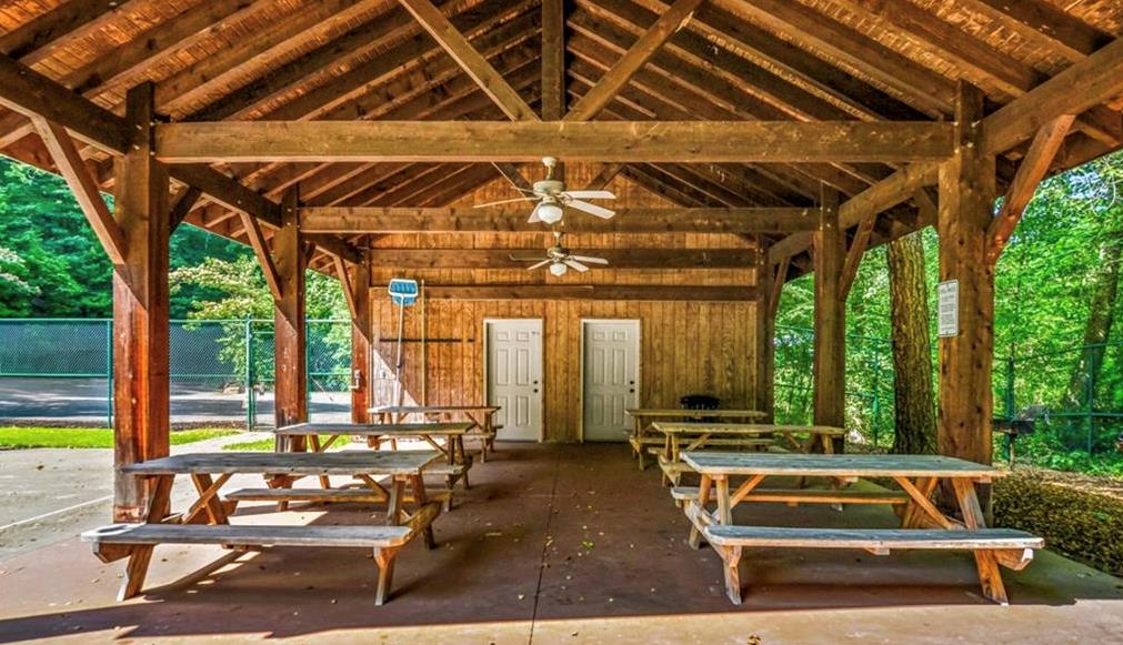 Ellijay, Georgia, 30536, United States, 4 Bedrooms Bedrooms, ,3 BathroomsBathrooms,Residential,Active,2018187
