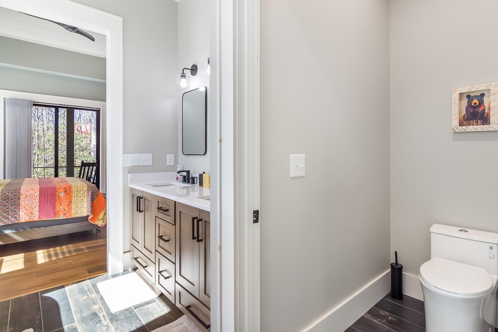 Ellijay, Georgia, 30536, United States, 4 Bedrooms Bedrooms, ,3 BathroomsBathrooms,Residential,Active,2018187
