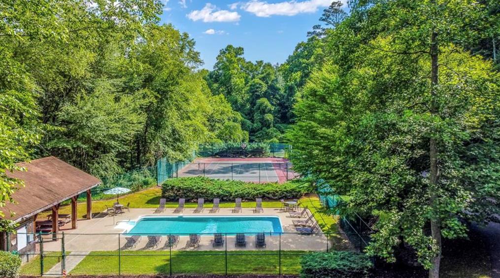 Ellijay, Georgia, 30536, United States, 4 Bedrooms Bedrooms, ,3 BathroomsBathrooms,Residential,Active,2018187