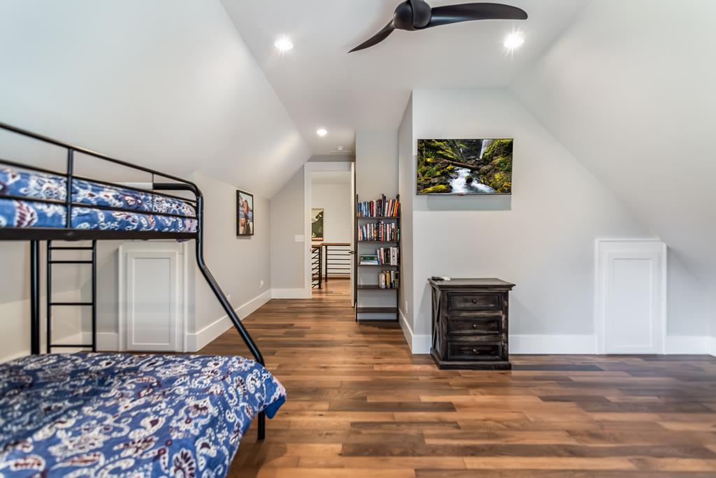 Ellijay, Georgia, 30536, United States, 4 Bedrooms Bedrooms, ,3 BathroomsBathrooms,Residential,Active,2018187