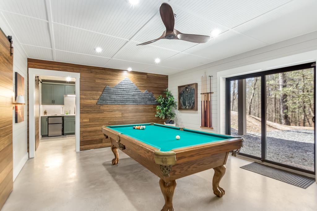 Ellijay, Georgia, 30536, United States, 4 Bedrooms Bedrooms, ,3 BathroomsBathrooms,Residential,Active,2018187
