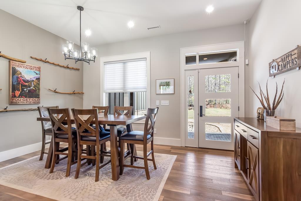 Ellijay, Georgia, 30536, United States, 4 Bedrooms Bedrooms, ,3 BathroomsBathrooms,Residential,Active,2018187