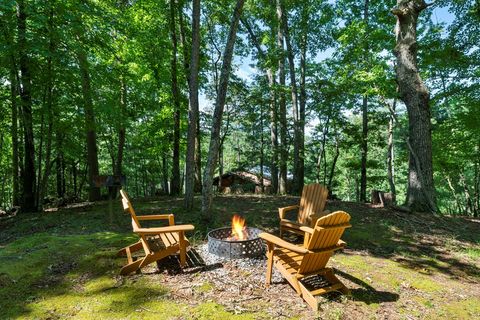 A home in Ellijay