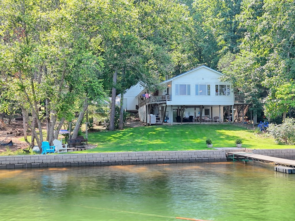 372 Piney Point Road