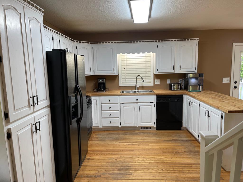 542 Sharp Top Circle