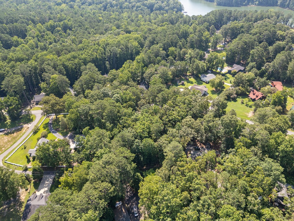 812 Willow Oak Drive