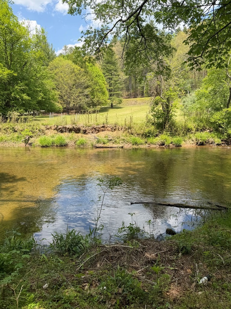 9.8 AC Brown Mountain Road