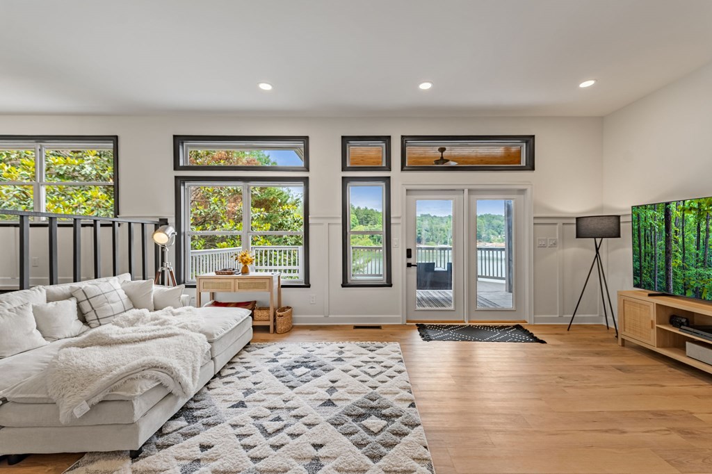 129 Mountain View Lane