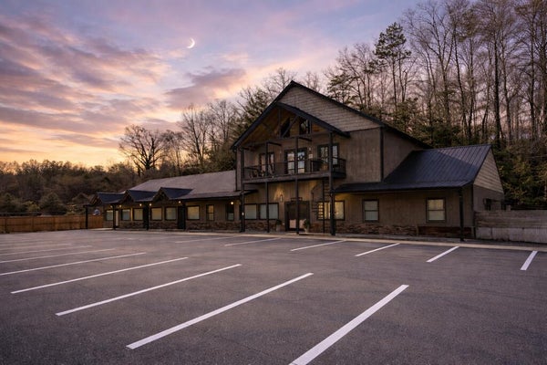 33 ROSE PETAL LN, ELLIJAY, GA 30540 - Image e065fd7b1ec3147e0ae2f0a26fa6a5fc/3278067888