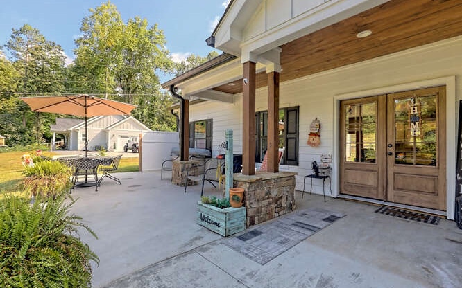 346 Woodland Lane