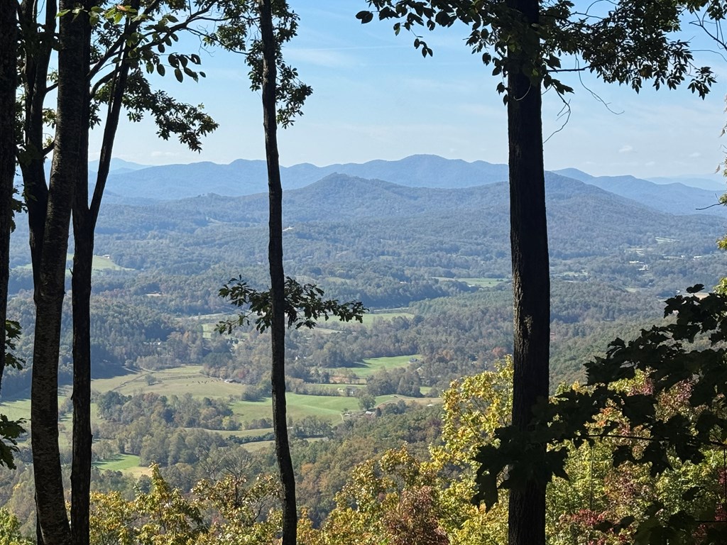 1280 E Double Knobs Drive