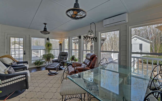 Blairsville, Georgia, 30512, United States, 4 Bedrooms Bedrooms, ,4 BathroomsBathrooms,Residential,Active,2021690
