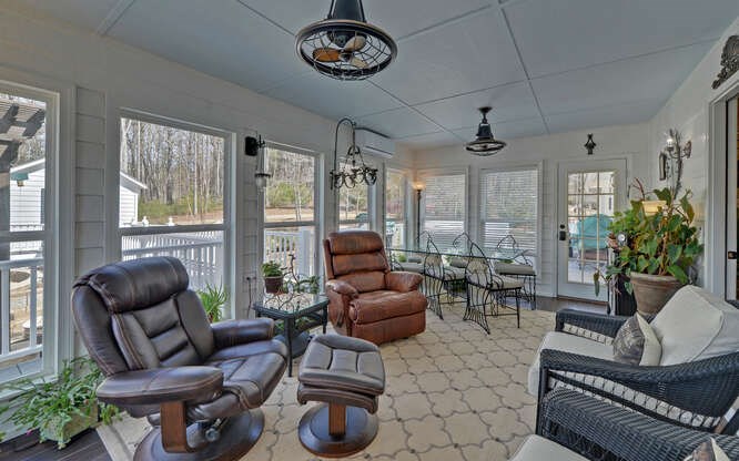Blairsville, Georgia, 30512, United States, 4 Bedrooms Bedrooms, ,4 BathroomsBathrooms,Residential,Active,2021690