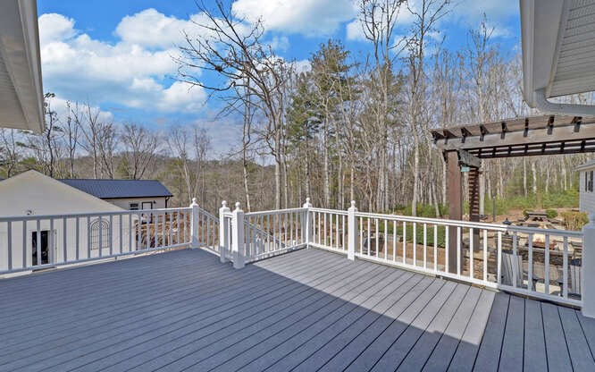 Blairsville, Georgia, 30512, United States, 4 Bedrooms Bedrooms, ,4 BathroomsBathrooms,Residential,Active,2021690