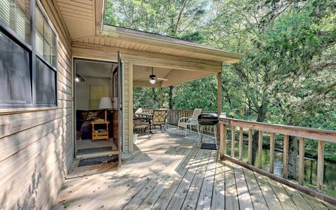 A home in Hiawassee