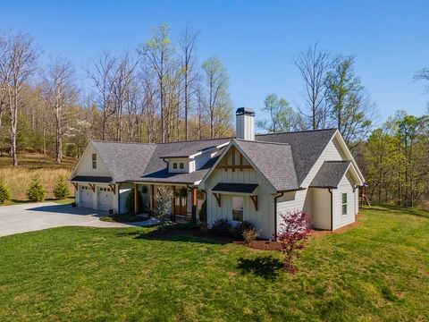 47 Meadow Brooke Court Young Harris GA 30582