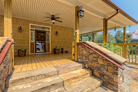 A home in Hayesville