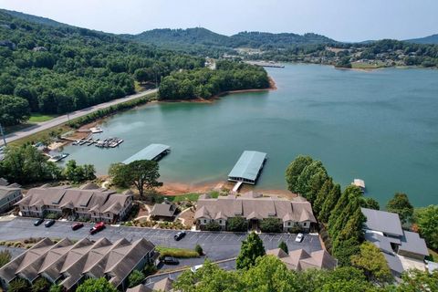 A home in Hiawassee