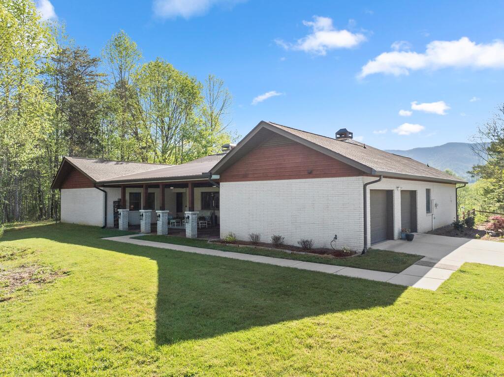 153 Trackrock Gap Road