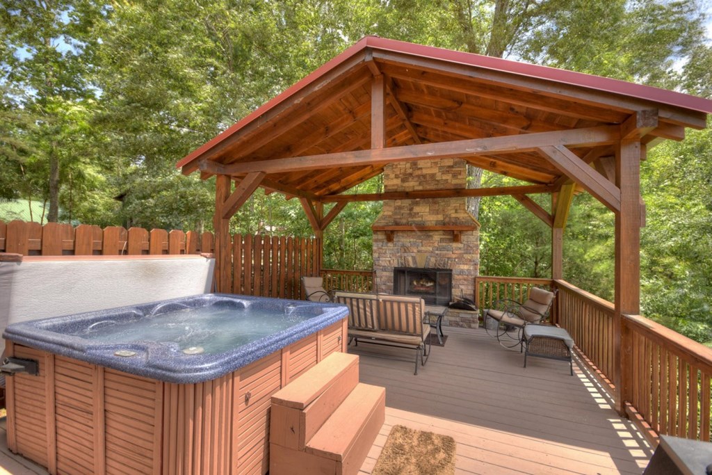 470 Gobbler Knob Drive