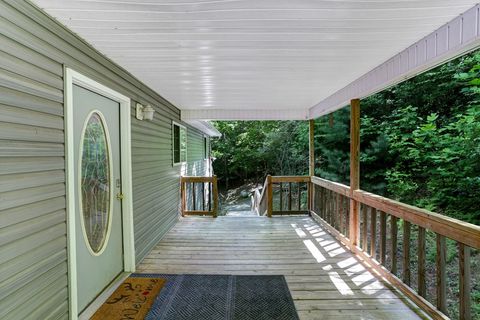 A home in Hiawassee