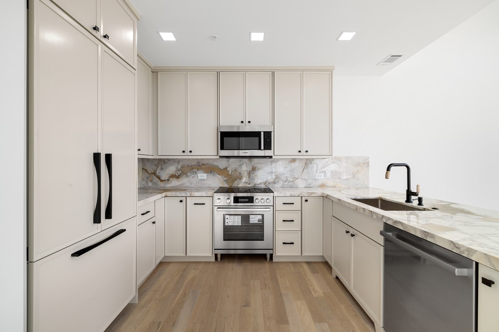 1281 #4 E Main Street