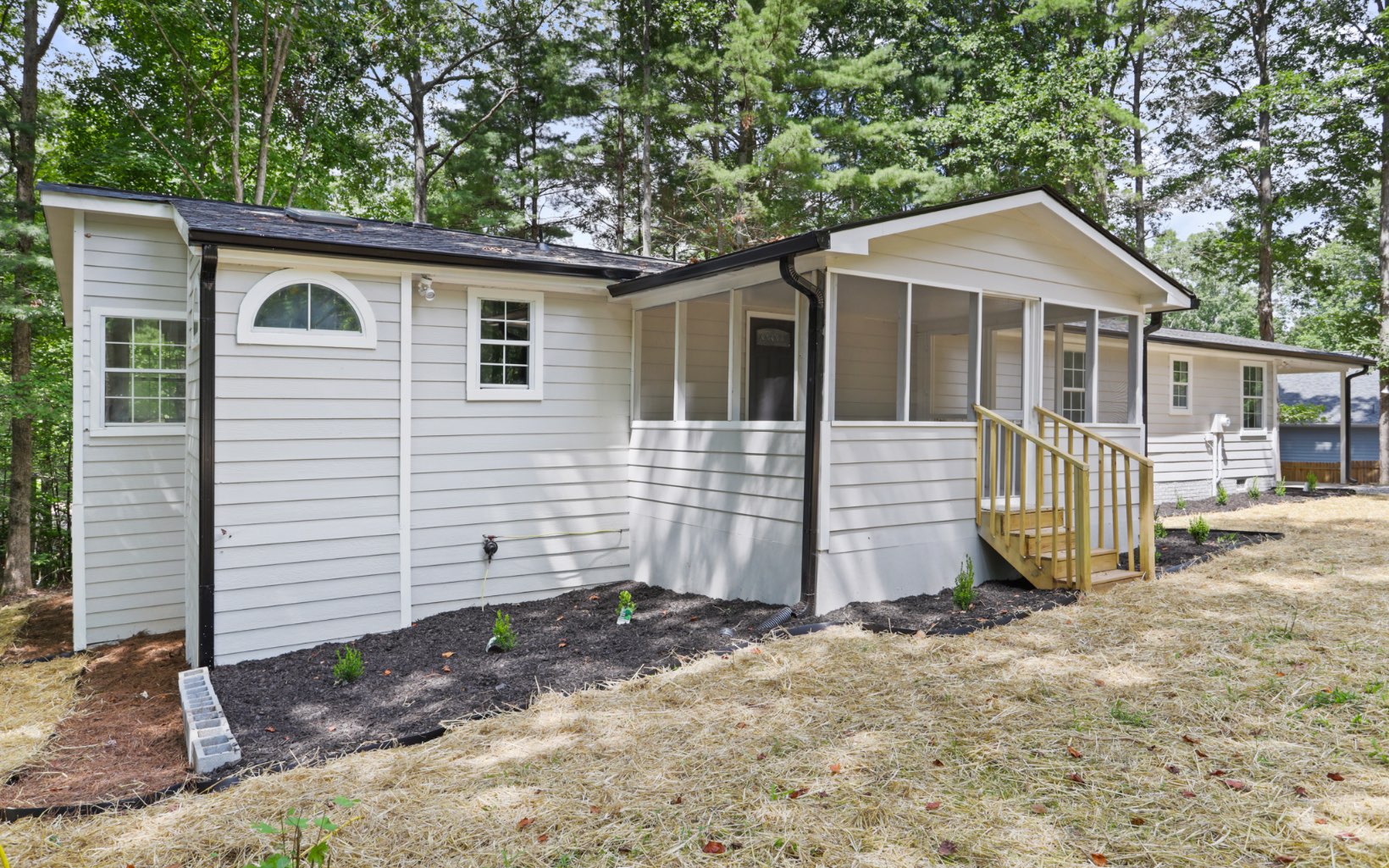 463 Roberts Road