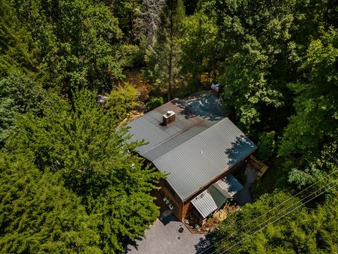 A home in Ellijay