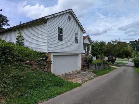 A home in Mccaysville