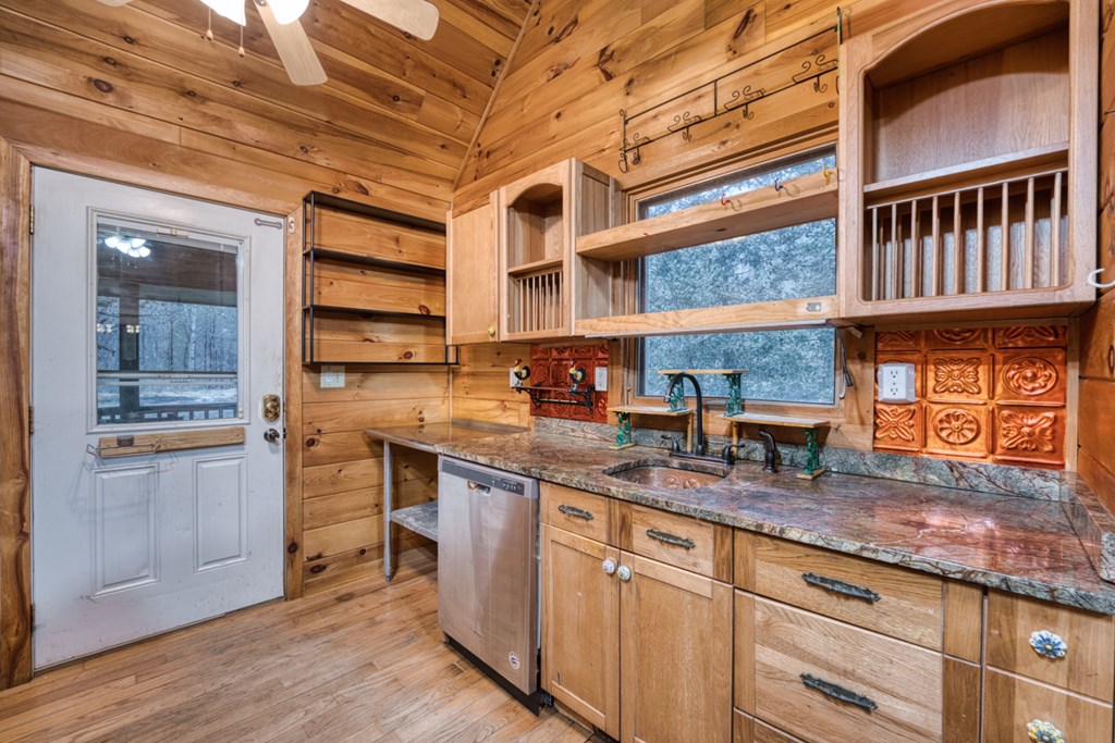 628 Seth Hyatt Road